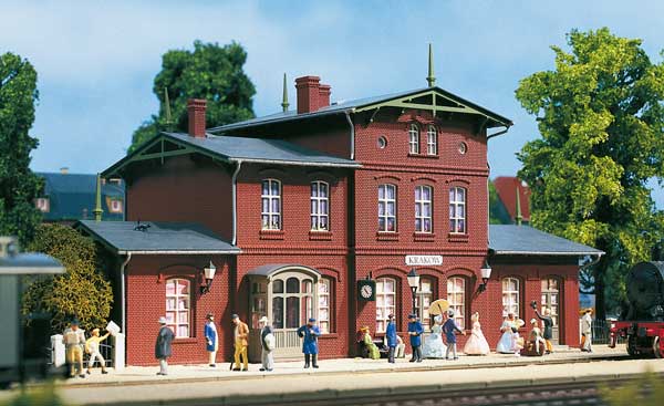 Station "Krakow"<br /><a href='images/pictures/Auhagen/11381.jpg' target='_blank'>Full size image</a>